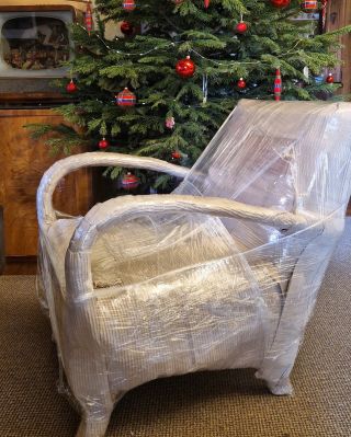 Ve Cvikr design už to jede naplno! Balíme, chystáme a odesíláme, aby vaše oblíbené kousky dorazily domů ještě před Vánoci🎄...